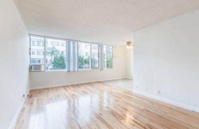222 WASHINGTON AVE APT 11 - 222 Washington Ave, Santa Monica, CA 90403