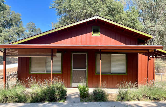 Beautifully Remodeled 3 bedroom 1 bath home on 2 Acres with SOLAR in Shingle Springs !!! photos photos