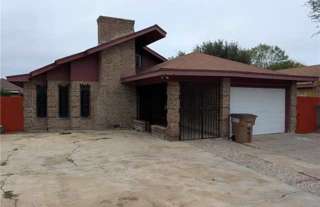 907 S 20th Avenue - 907 South 20th Avenue, Edinburg, TX 78539