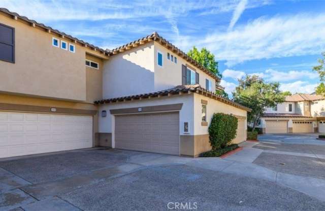 2462 Sunningdale photos photos