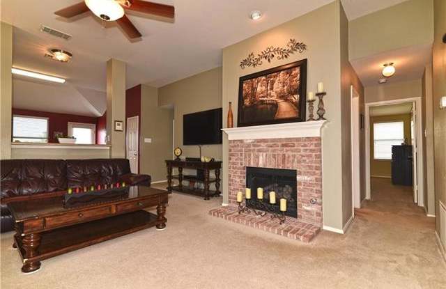 314 Sugarberry Lane Gallery 4