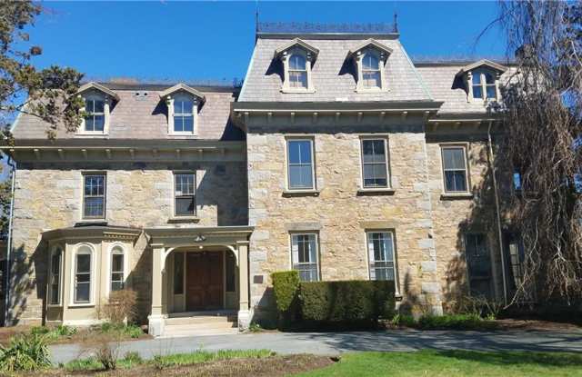 72 Webster Street - 72 Webster Street, Newport, RI 02840