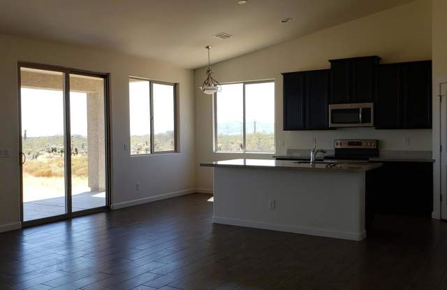 4119 W SUNSET Drive Gallery 4