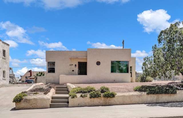 1124 E River Avenue - 1124 East River Avenue, El Paso, TX 79902