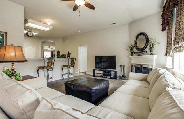 1208 Chestnut Hill Drive Gallery 3
