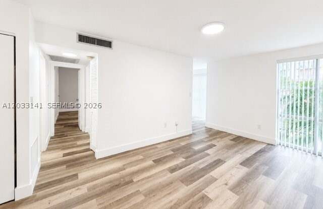 17560 Atlantic Blvd photos photos