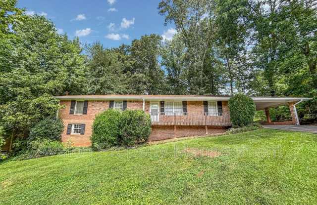 1082 Amelia Drive SW photos photos