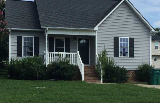 3 Bedroom 2 bath Home - East Spencer - Section 8 Preferred Gallery 1