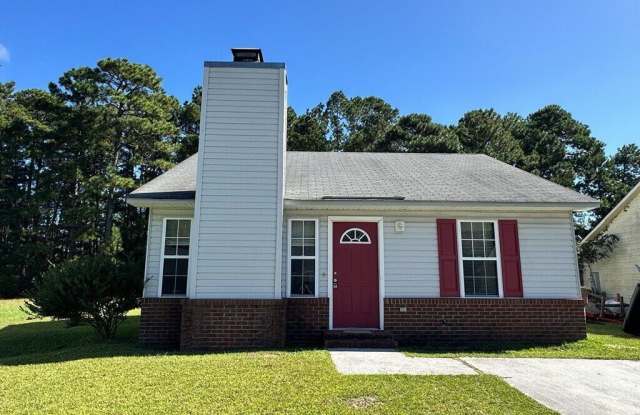 204 Live Oak Court Gallery 1
