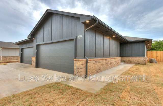 8012 NW 110th Dr. photos photos 8012 NW 110th Dr. photos photos
