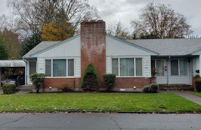 1442 Marion St NE - 1442 Marion Street Northeast, Salem, OR 97301