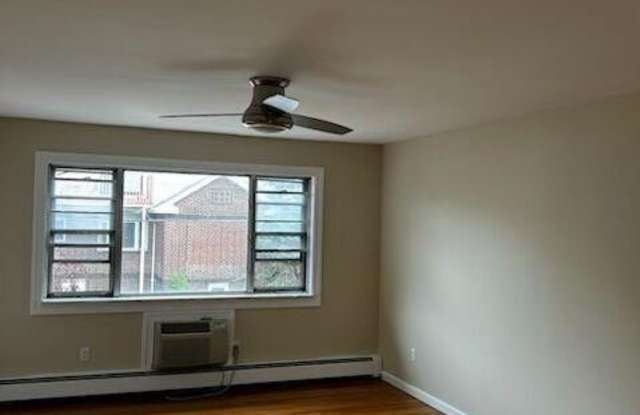 129-131 6th Street Gallery 2
