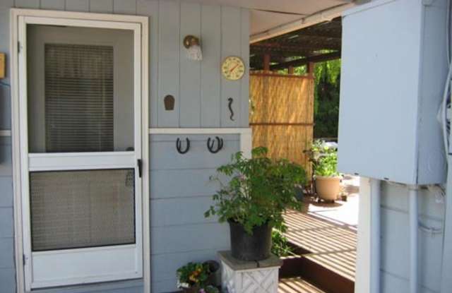 Comfy Studio for Rent photos photos