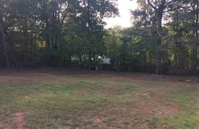 Large House in Rosemont Park $1,195 Gallery 4