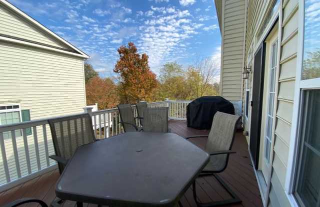 2005 Crescent Moon Ct Gallery 3