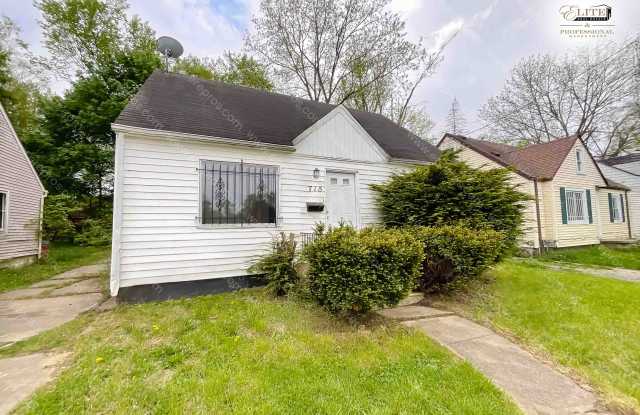 715 W Dewey St photos photos