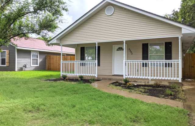 August 2026 Move In! Remodeled 3 Bed, 2 Bath Home Minutes From TAMU! photos photos