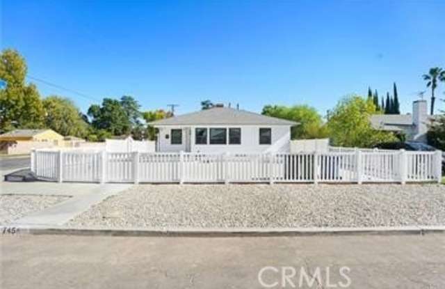 7454 Gaviota photos photos