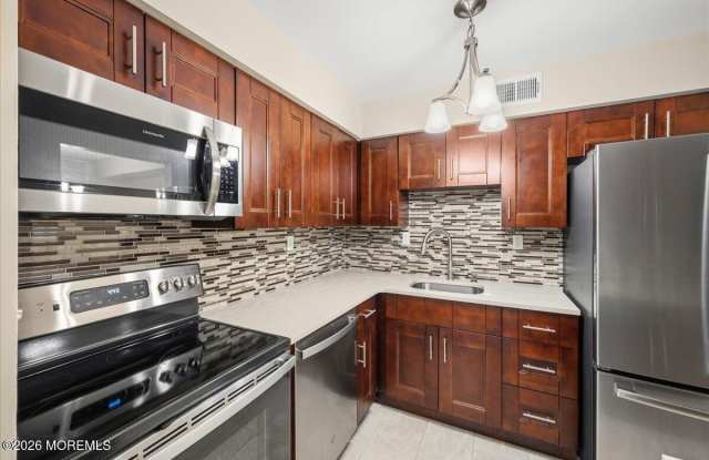 203 Wellington Place photos photos