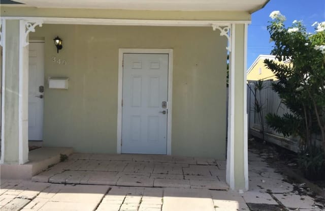 340 NE 56th St - 340 Northeast 56th Street, Oakland Park, FL 33334