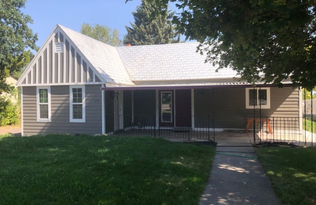 175 E 400 N - 175 400 North, Santaquin, UT 84655