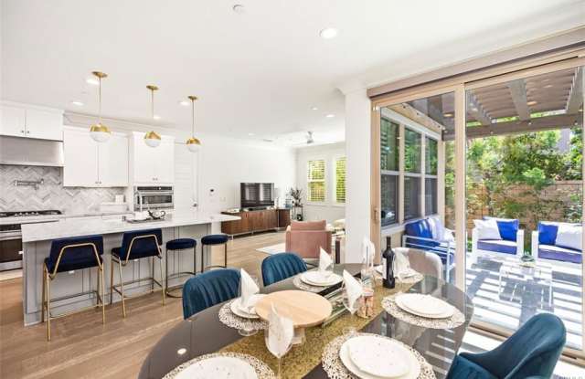 331 Laurel - 331 Laurel, Lake Forest, CA 92630 331 Laurel - 331 Laurel, Lake Forest, CA 92630