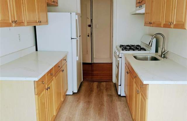 1 Broad Parkway photos photos