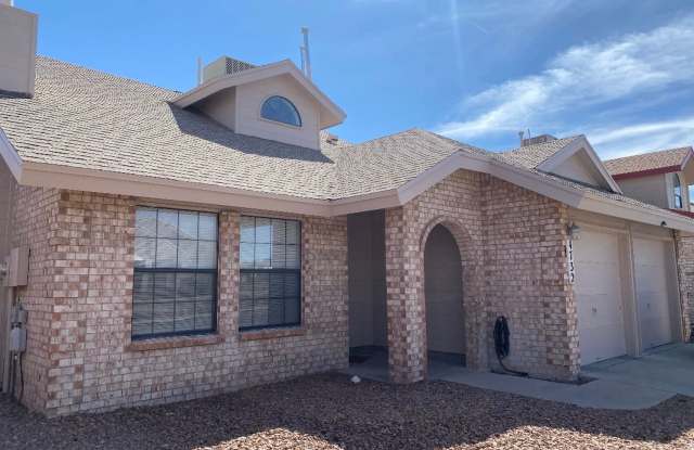 Come to check this beautiful house - 4732 Loma De Cobre Drive, El Paso, TX 79934