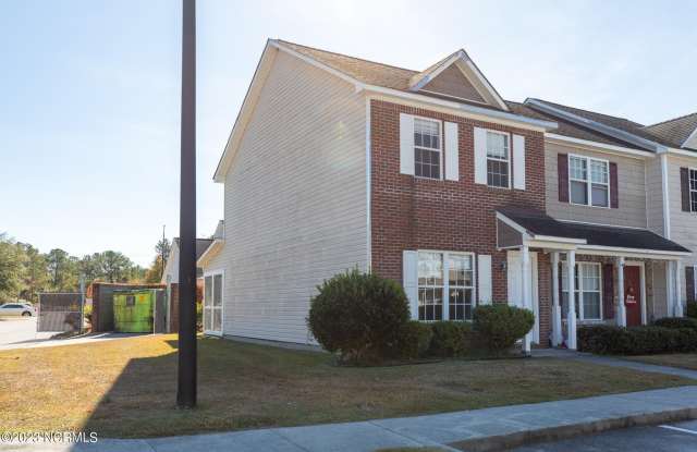 401 Springwood Drive Gallery 2