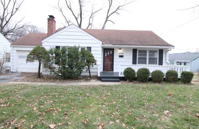 2 Bedroom 1 Bath Home In Mission Kansas photos photos