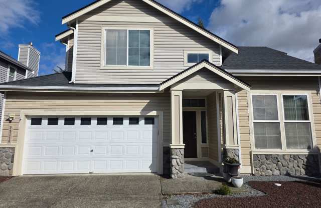 Kent Cypress Cove at the Lakes home - 3 bedroom 2.5 bath with 2 car garage - Available NOW. photos photos