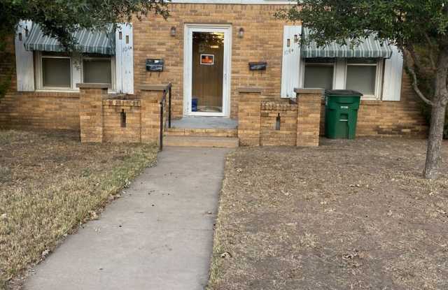 Cute and FURNISHED 1 bedroom, 1 bath duplex COMING SOON!! photos photos Cute and FURNISHED 1 bedroom, 1 bath duplex COMING SOON!! photos photos