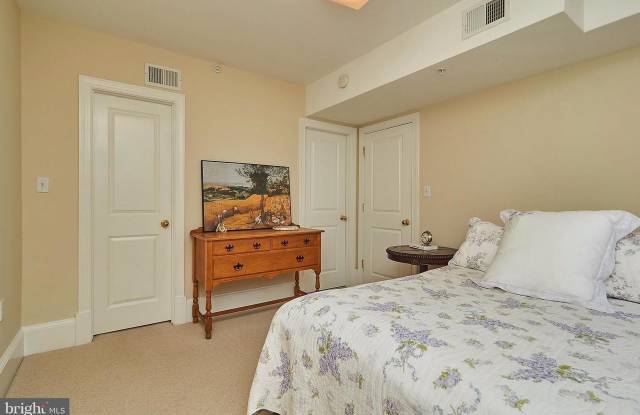 Columbia Heights, You're Home photos photos