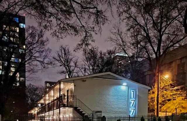 177 12th Street Gallery 3
