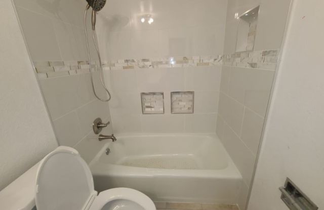 4386 W Pondview Dr Gallery 3