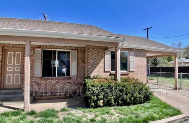 142 N 200 W photos photos