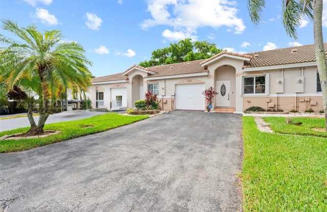 11424 SW 17th Ct photos photos