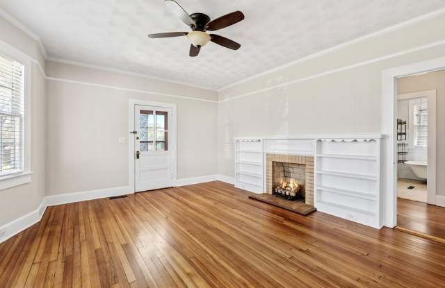 ELECTRICITY INCLUDED on this Renovated 2 BR,1 BA Bungalow In Lyman photos photos