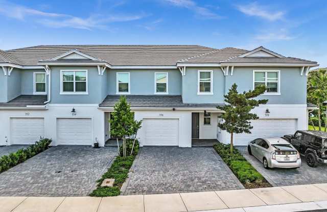 556 Sanderling Circle photos photos