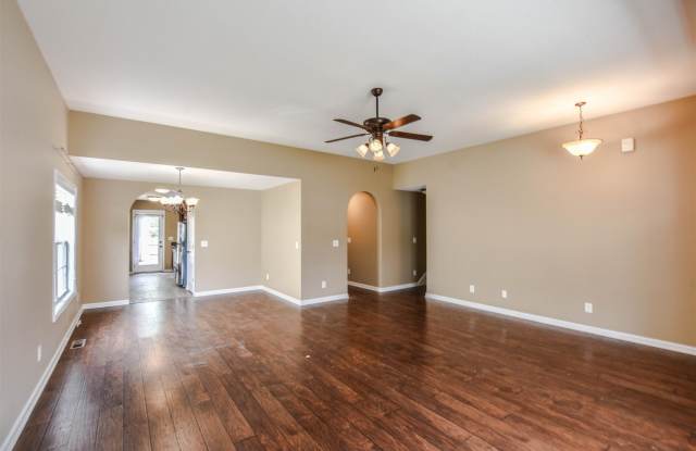 Ranch with Bonus in Fox Crossing! Gallery 3