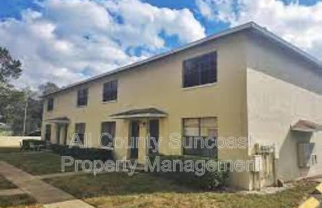 7000 Burlington Ave N - 7000 Burlington Avenue North, St. Petersburg, FL 33710