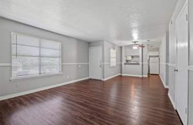 Ennis Place photos photos