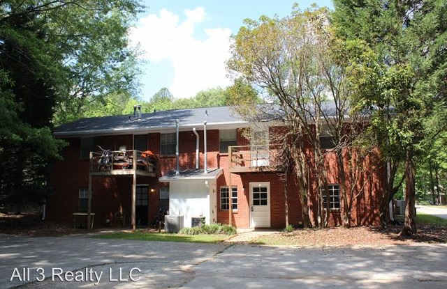 135 Meadowbrook Ct Unit C Gallery 2