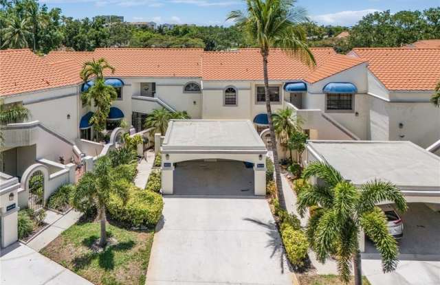 9615 Halyards Court unit: 12 photos photos