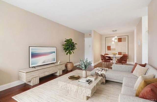 212 E 47TH Street - 212 East 47th Street, New York City, NY 10017