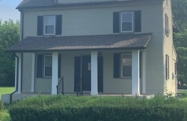10 OAK PARK ROAD - 10 Oak Park Road, Montgomery County, PA 19440