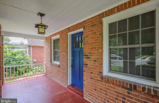 1528 WAKEFIELD Gallery 2