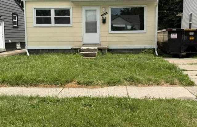 22844 Sharrow Avenue Gallery 1