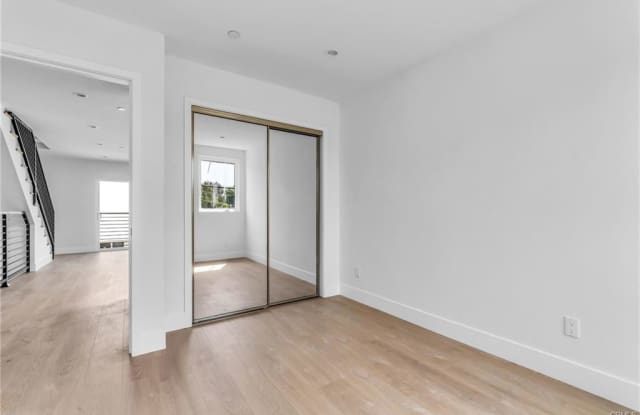 4453 Colfax Avenue photos photos