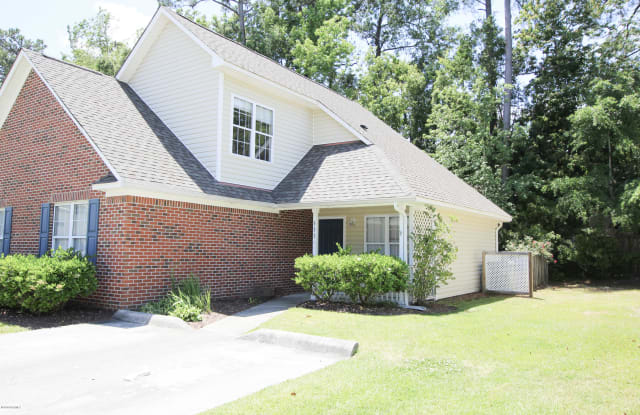 331 Saint Rosea Road - 331 Saint Rosea Rd, Wilmington, NC 28405